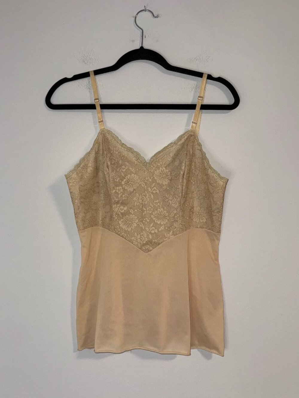 VTG 50s Vanity Fair Dark Champagne Floral Lace Delicate Camisole Top Sz 34
